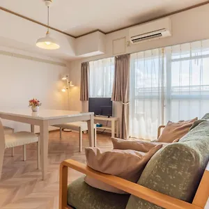Apartment Universal Bay Ōsaka